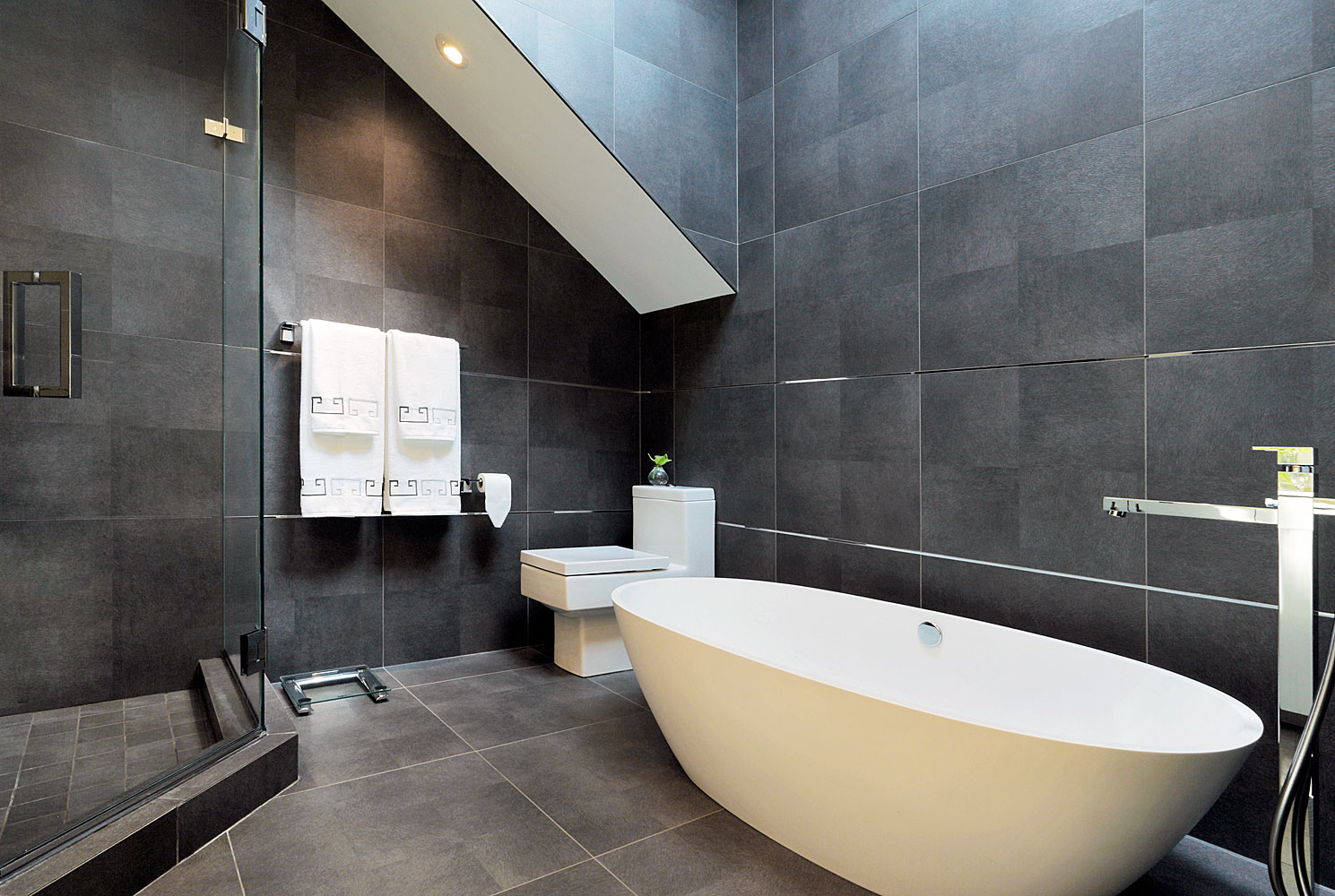 Westchester Primary Modern Bath