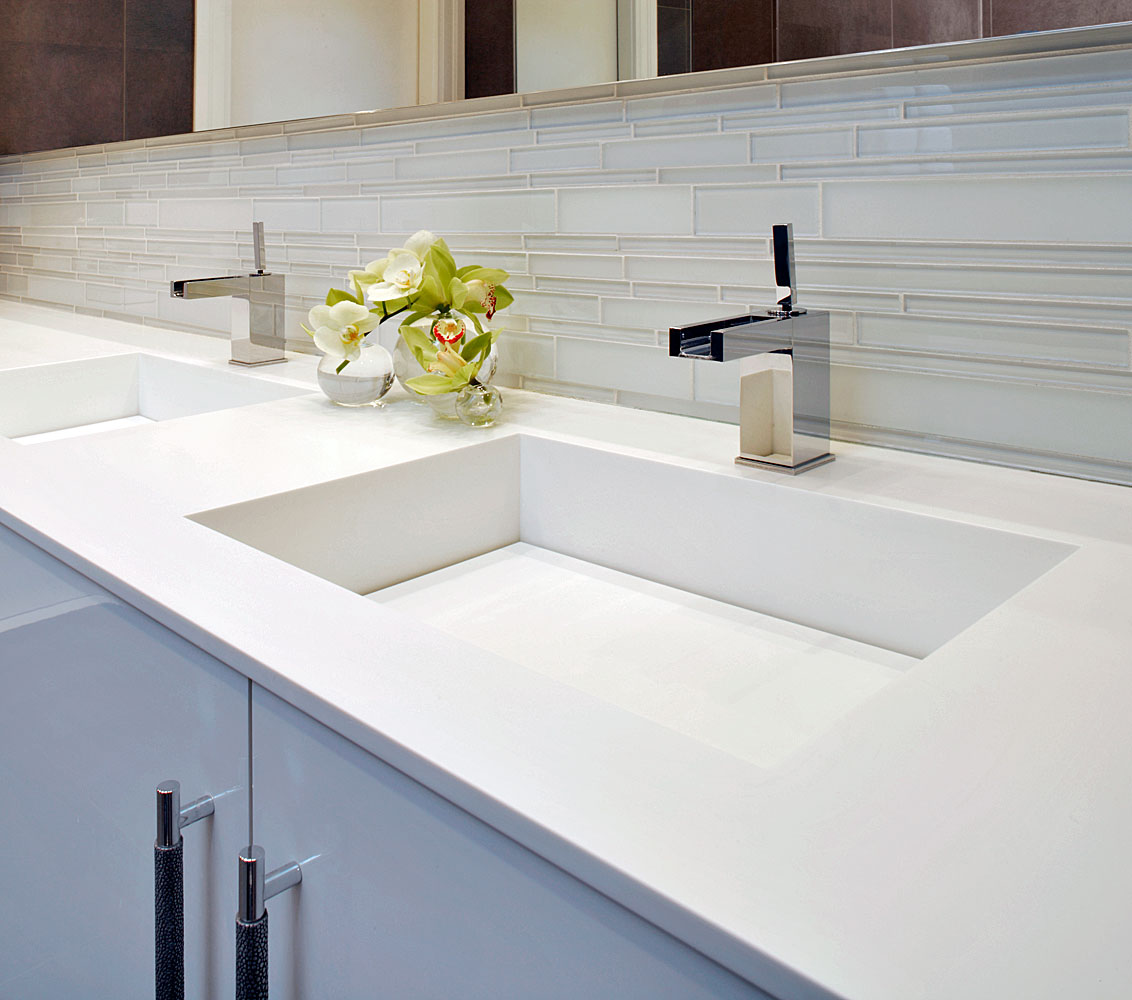 Westchester Primary Modern Bath